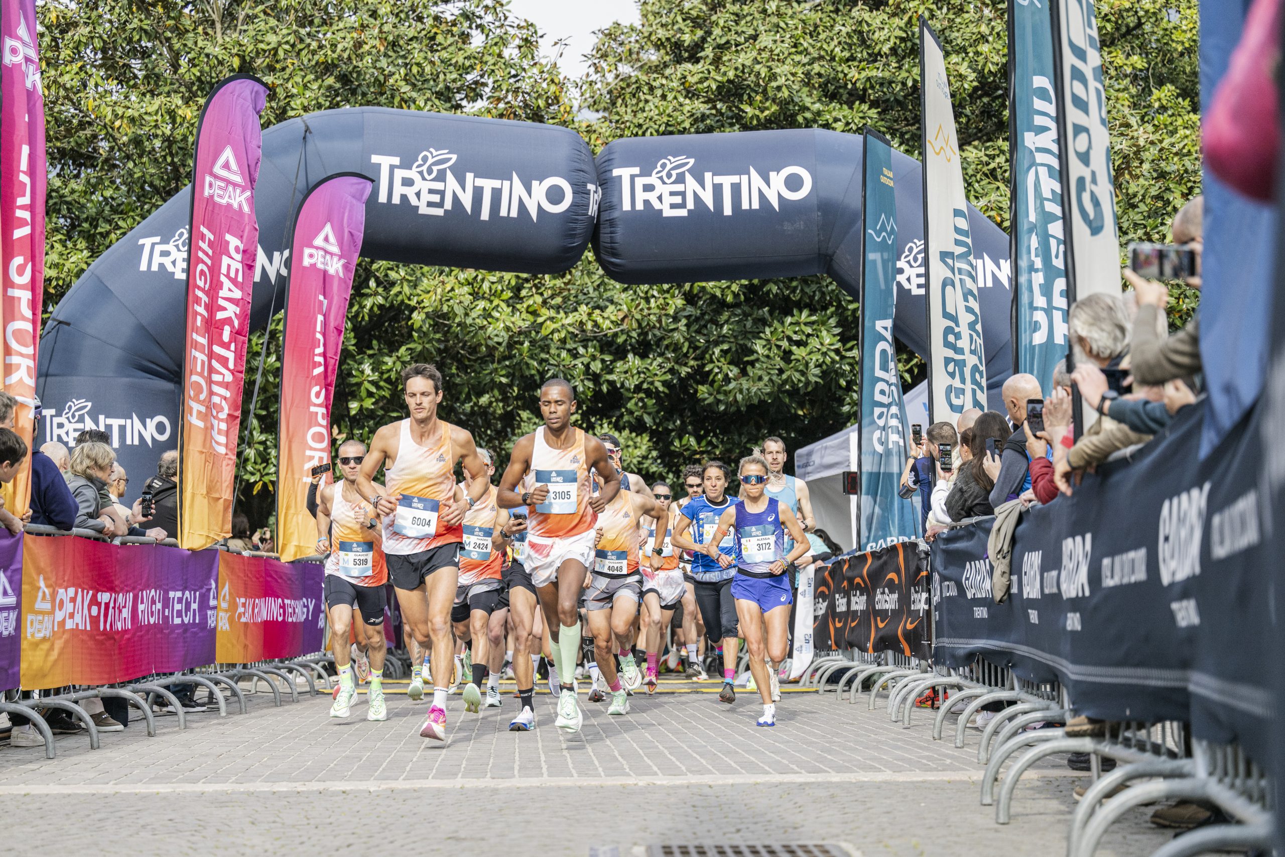 ©www.wisthaler.com_26_04_lakegarda__HHW4860